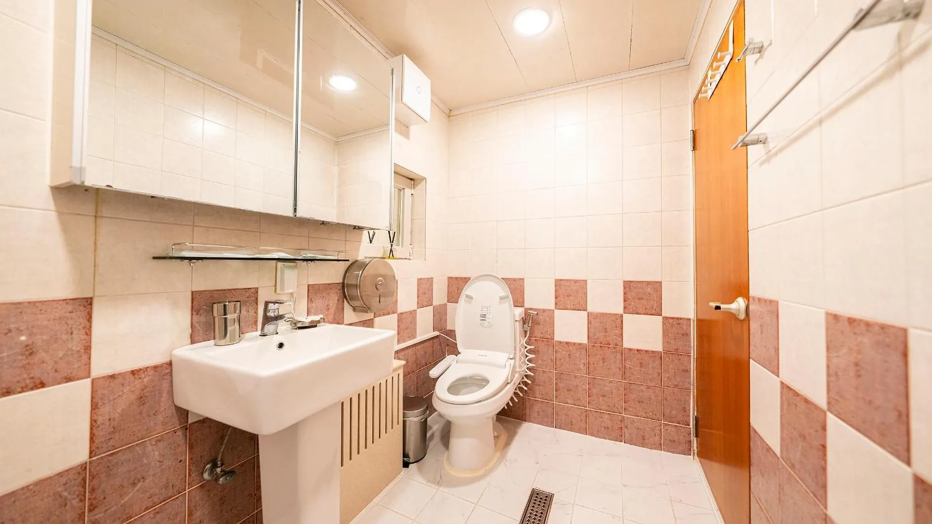 Bs Tailored Service Home Near Gyeongbokgung Seoul South Korea